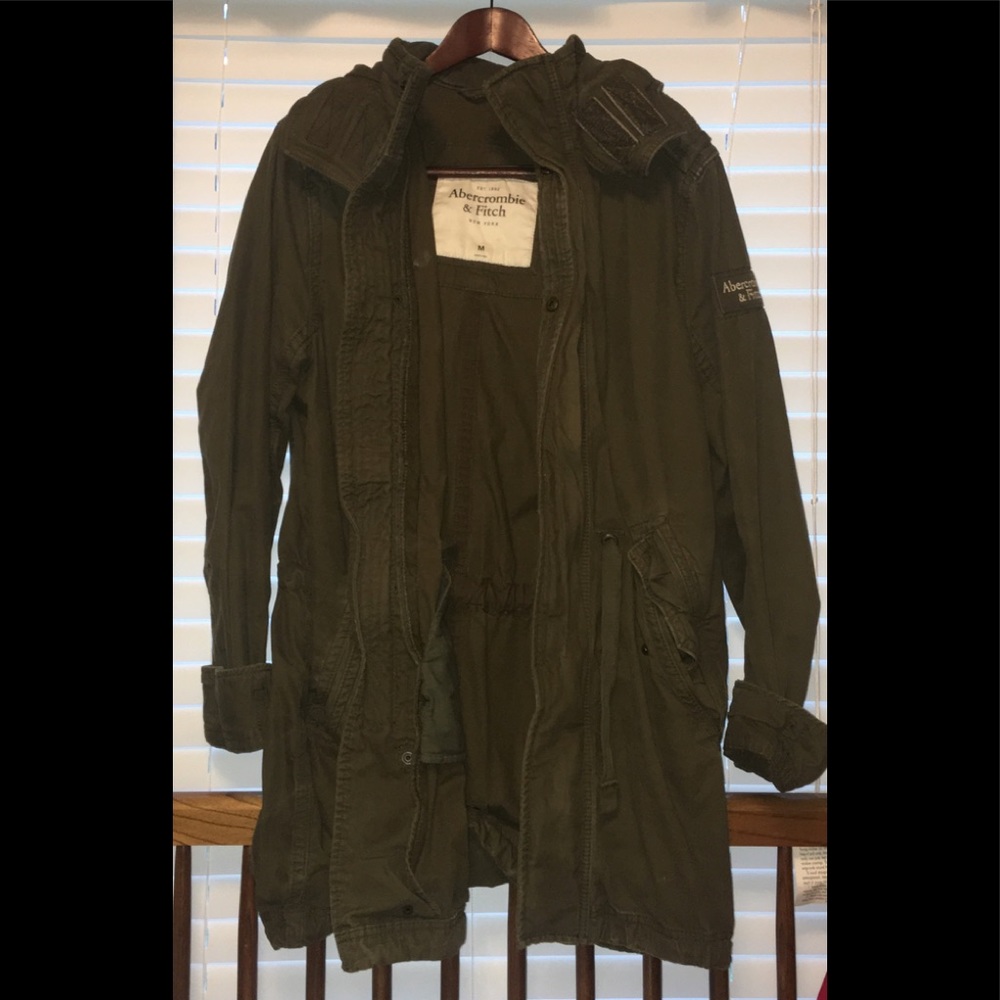 Abercrombie & Fitch Trench Coat